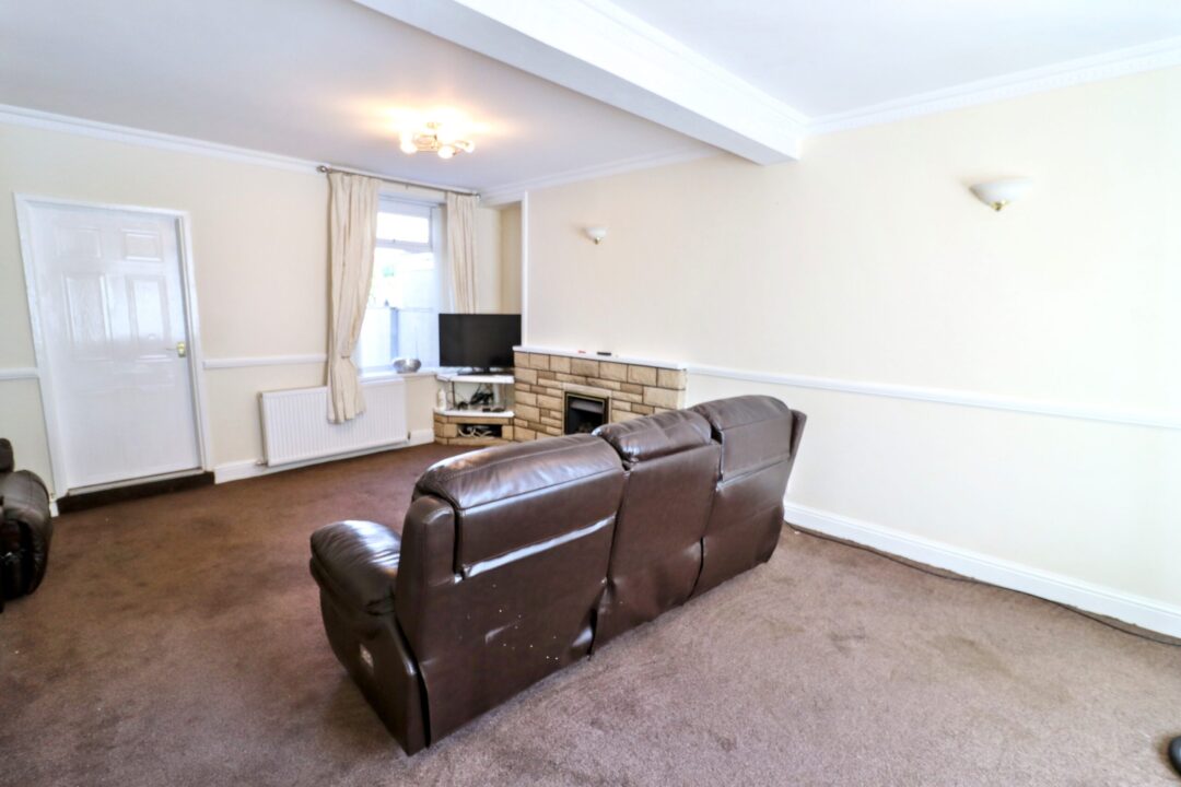 West Street, Bargoed,  CF81 8SA