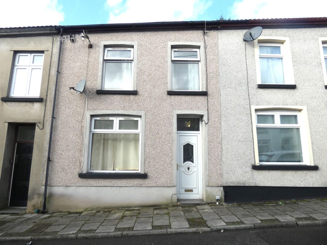 Parry Street, Tylorstown,  CF43 3AT