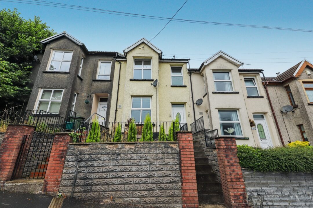 Hillside, Mountain Ash,  CF45 3YT