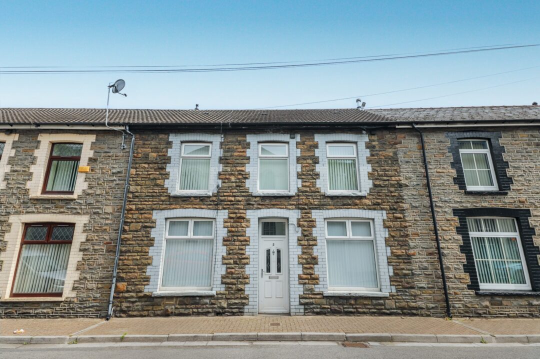 Alexandra Terrace, Cwmaman, Aberdare,   CF44 6NP