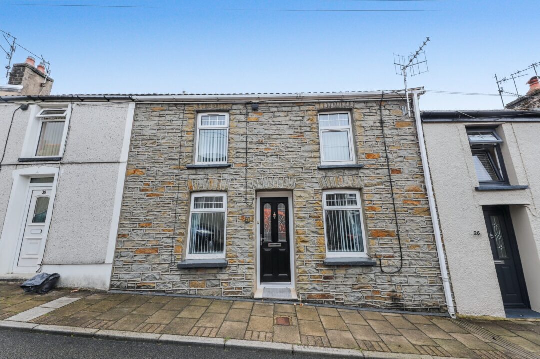 Seymour Street, Caegarw, Mountain Ash,   CF45 4BL