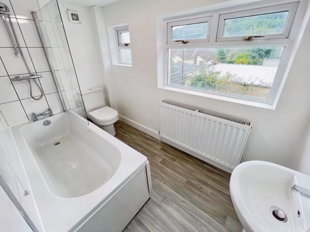 Kenry Street, Ynyswen,  CF42 6DR