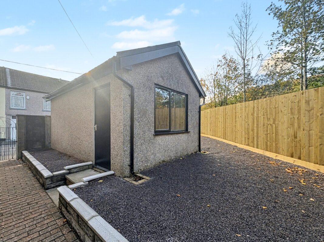 Volunteer Street, Pentre,  CF41 7LA