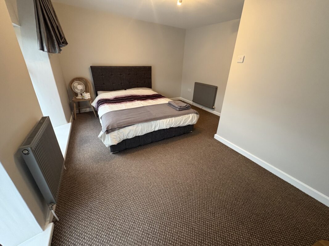 Lower Terrace, Cwmparc,  CF426HP