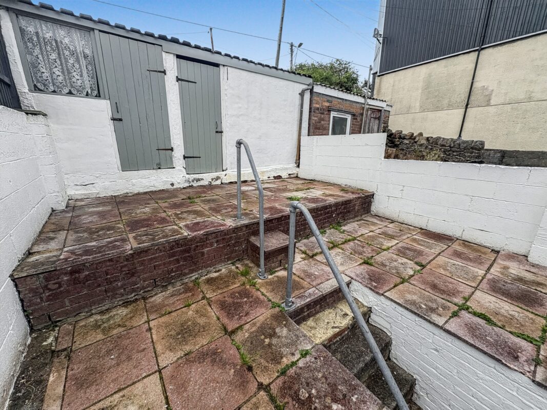 Lower Terrace, Cwmparc,  CF426HP