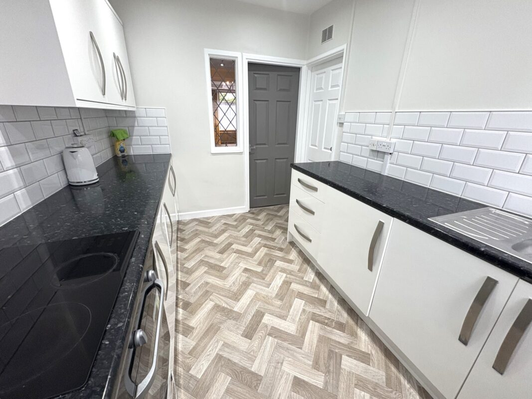 Lower Terrace, Cwmparc,  CF426HP