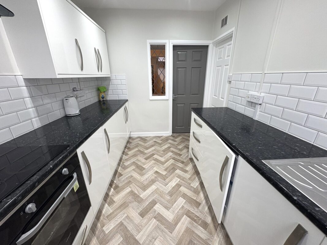 Lower Terrace, Cwmparc,  CF426HP