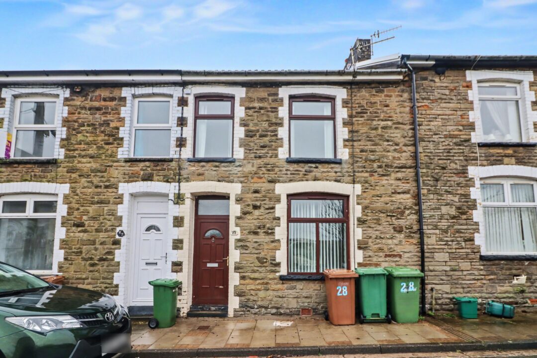 Usk Road, Bargoed,  CF81 8RL