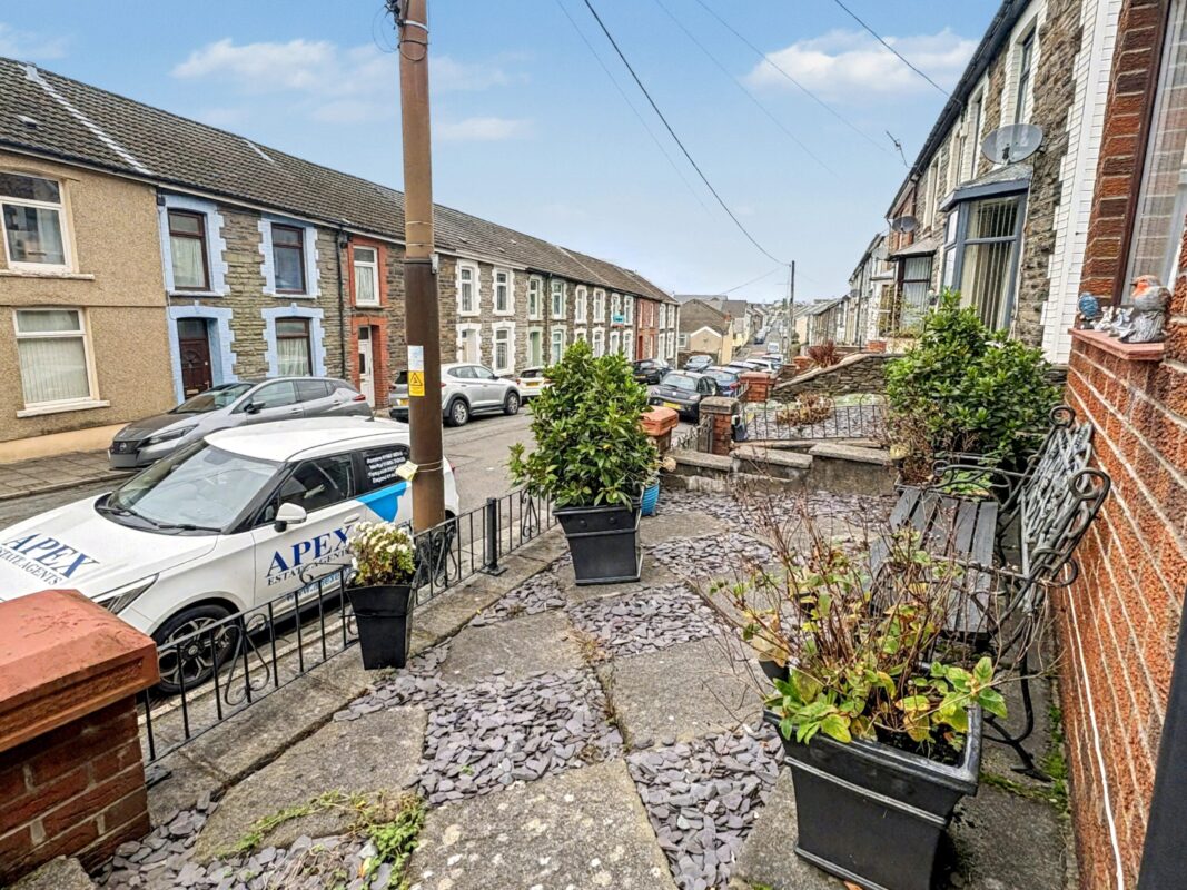 Troedyrhiw Terrace, Treorchy,  CF42 6PG
