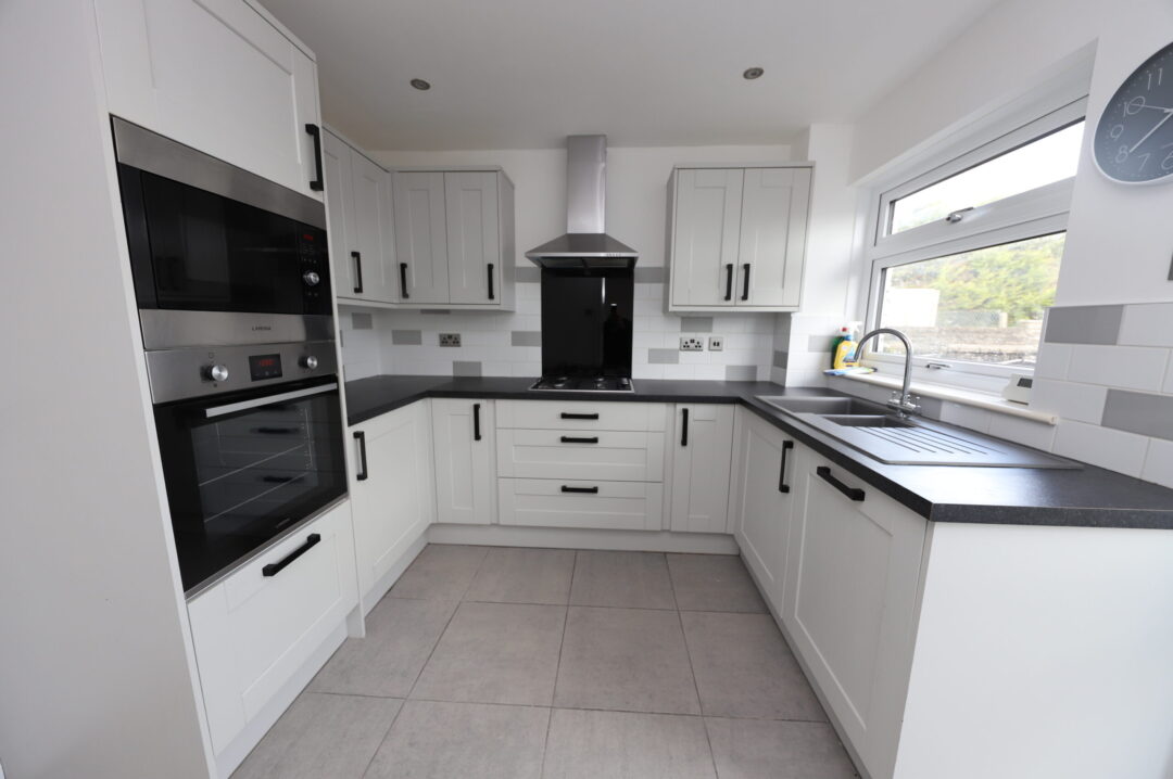 Maple Close, Llanharry, Pontyclun,   CF72 9JH