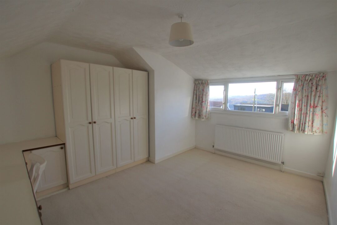 Whiterock Drive, Pontypridd,  CF37 2HA