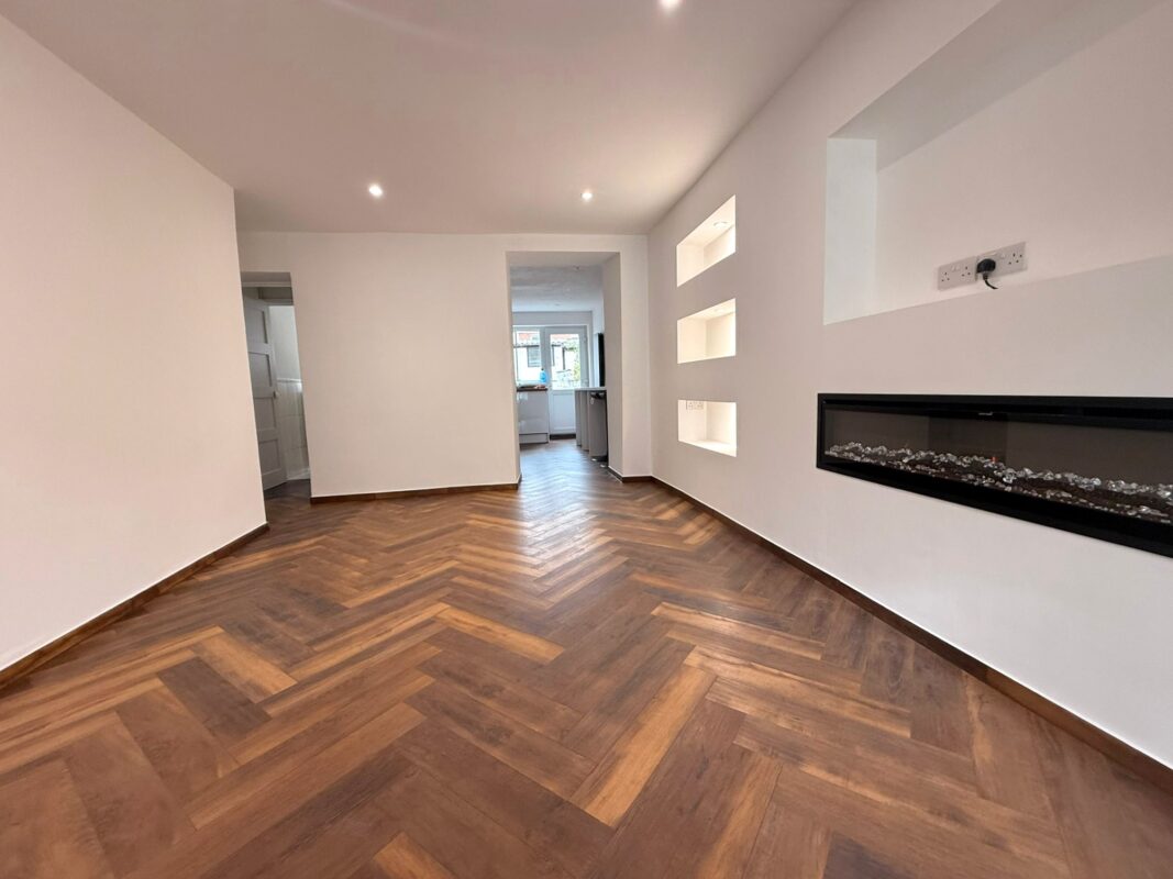 55 Parry Street, Ton Pentre, Mid Glamorgan CF41 7AQ UNITED KINGDOM