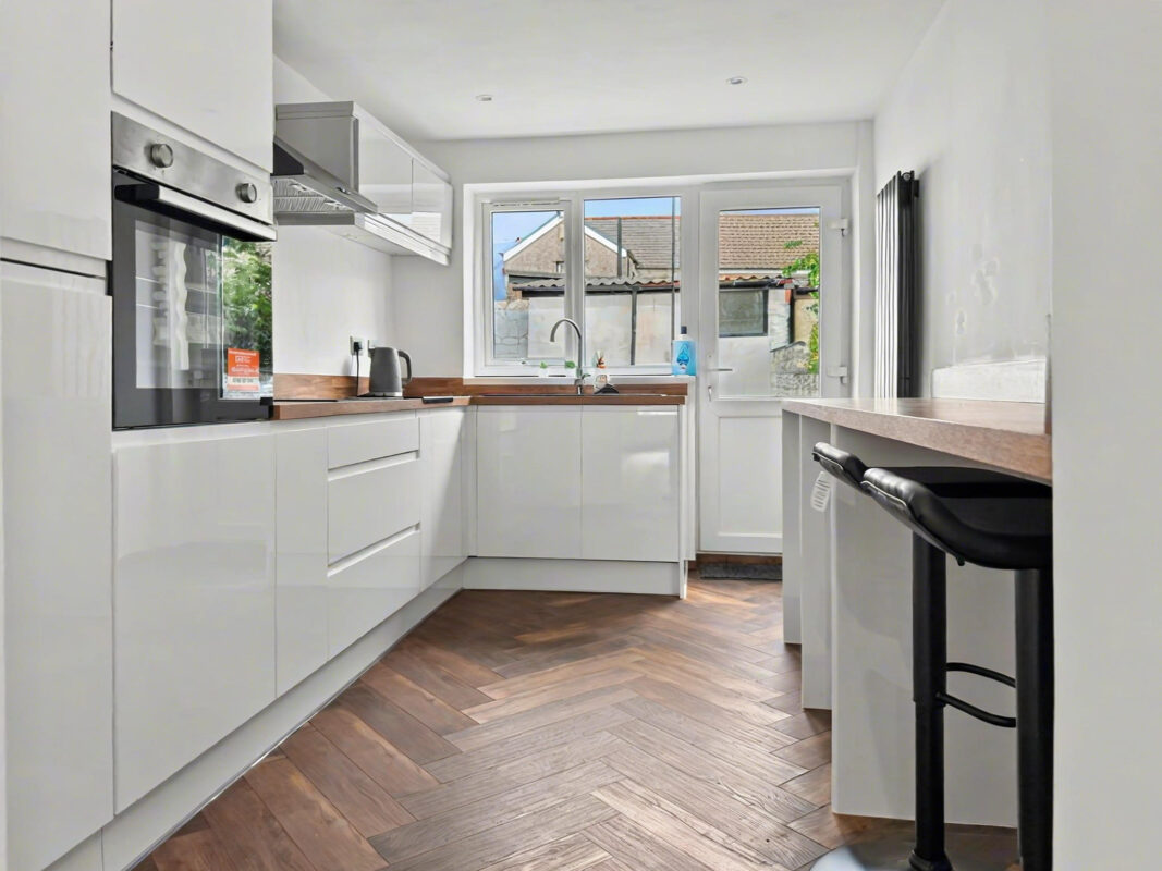 55 Parry Street, Ton Pentre, Mid Glamorgan CF41 7AQ UNITED KINGDOM