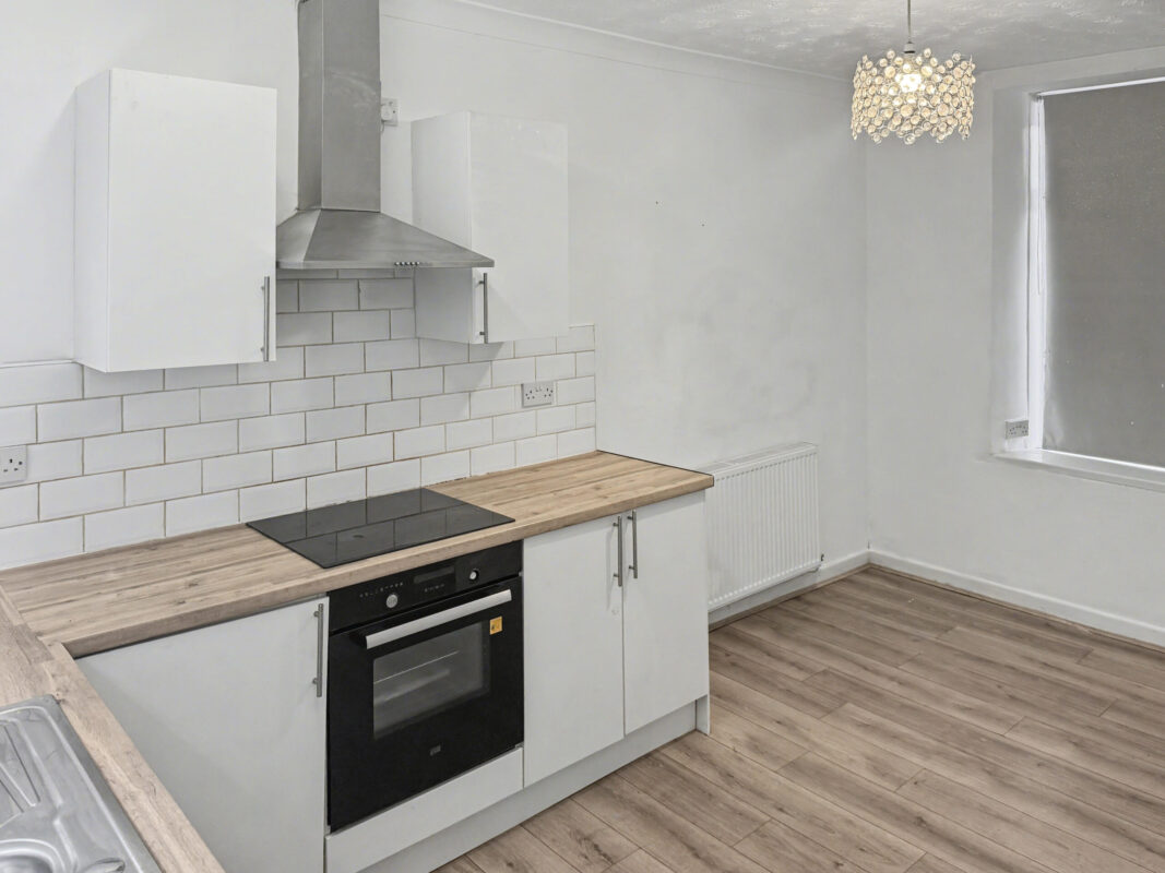 East Road, Tylorstown,  CF433DD
