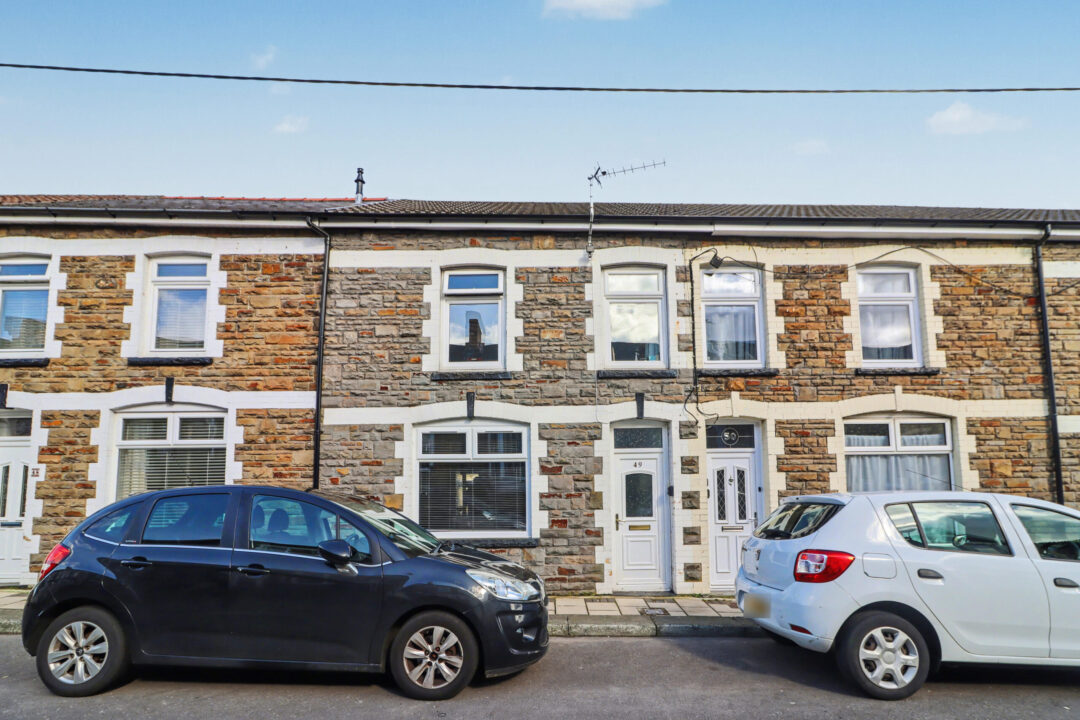 Gilfach Street, Bargoed,  CF818LS Bargoed