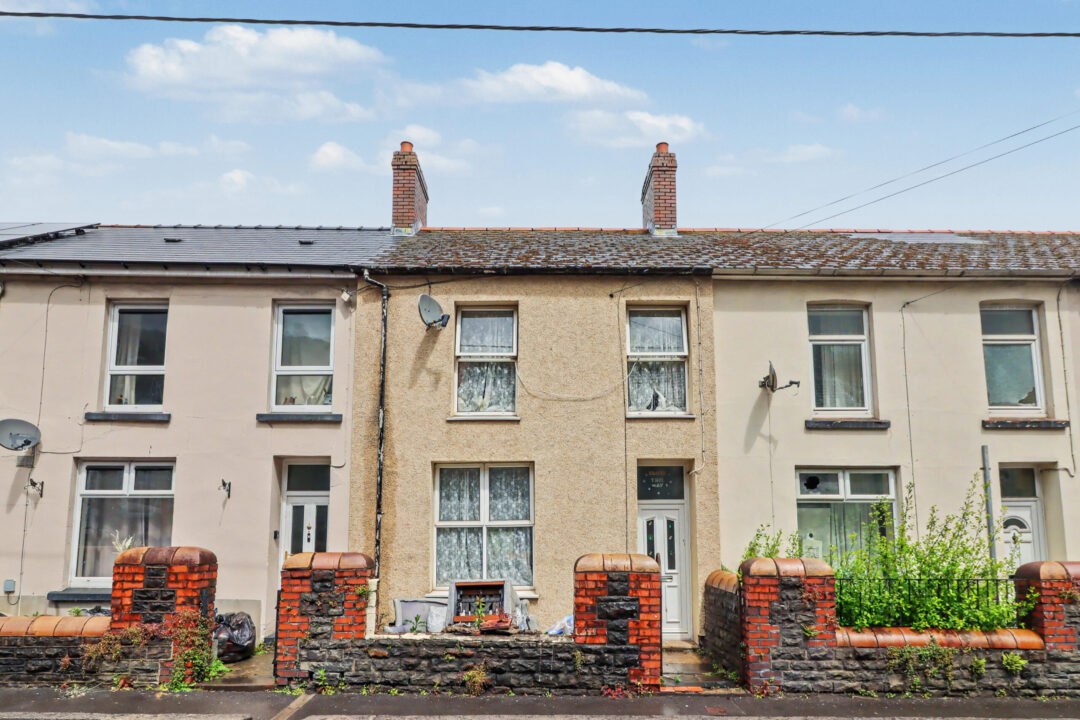 Abercwmboi, Aberdare,  Aberdare CF44 6AA