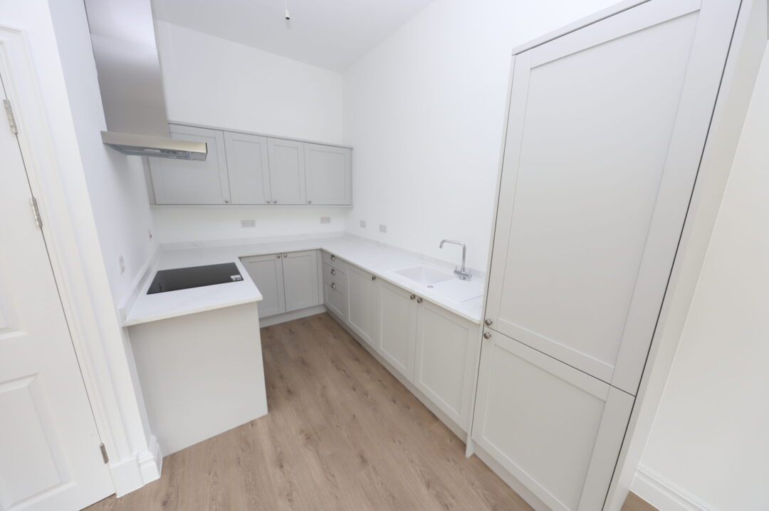 Flat D, The Rates Building/42-43 High Street, Aberdare,  CF44 7AJ