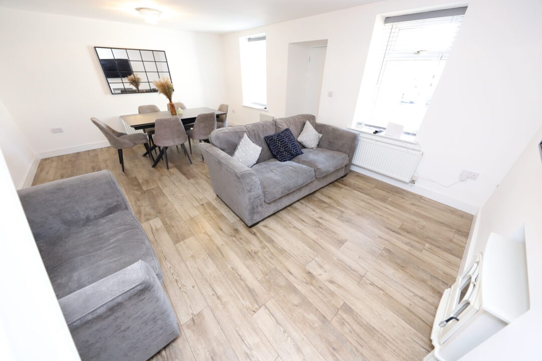 Exhibition Row, Llwydcoed, Aberdare,   CF44 0YD