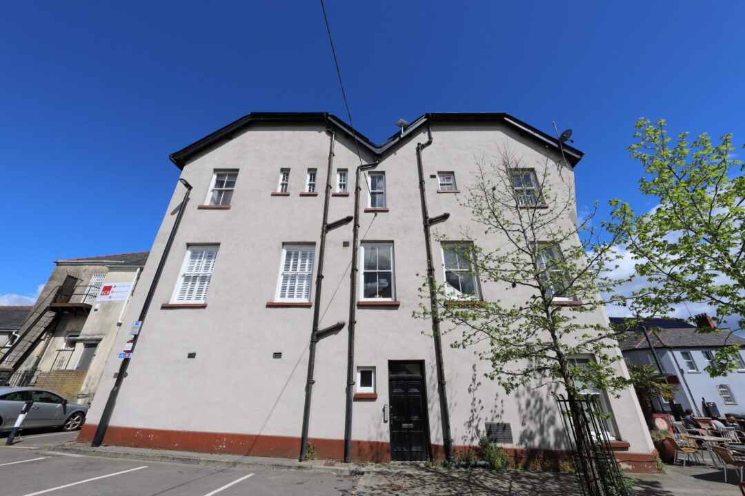 High Street, Aberdare,  CF44 7AA