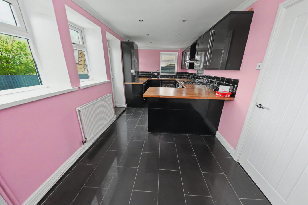Heol Esgyn, Rhigos, Aberdare,   CF44 9BJ