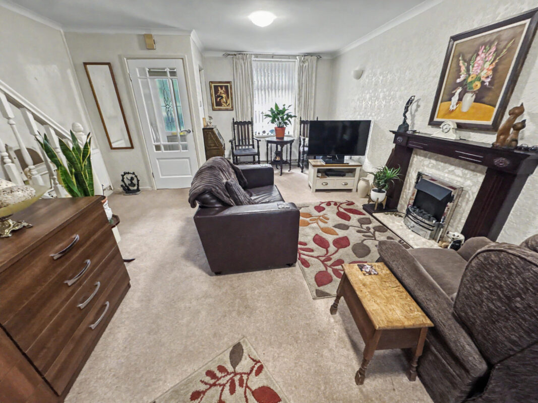 Parry Street, Ton Pentre, Ton Pentre,  Mid Glamorgan CF41 7AQ UNITED KINGDOM