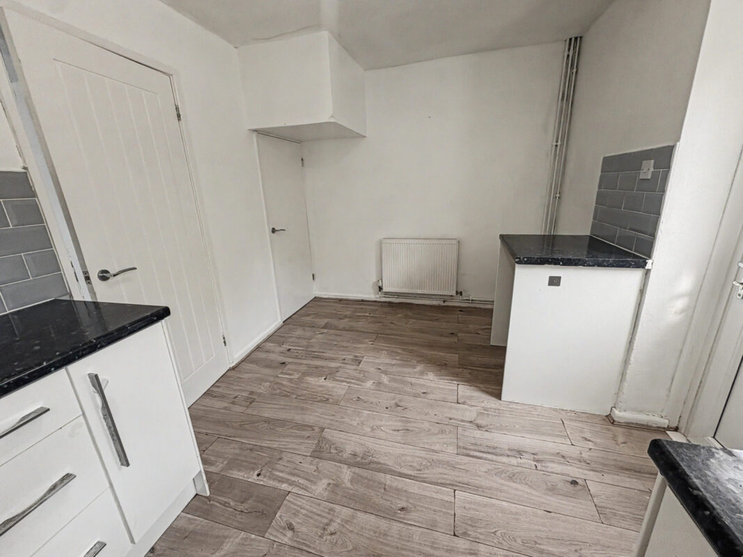 Blaen-y-Cwm Terrace, Tynewydd, Treherbert,   CF42 5ND