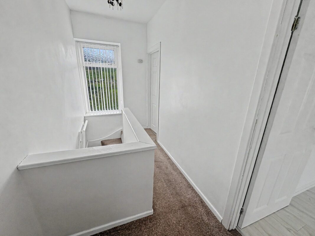 Brynhyfryd, Tylorstown,  CF43 3AR