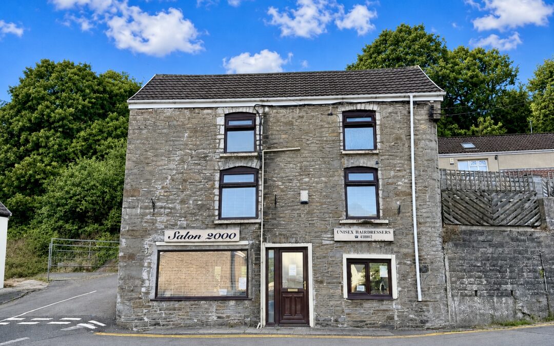 Dan-y-Twyn, Quakers Yard, Treharris,CF46 5AN